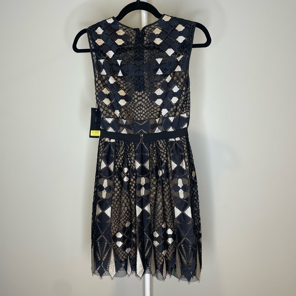 BCBG MaxAzria Black Lace Dress with Cream Underlay Size 0 - Picture 2 of 3